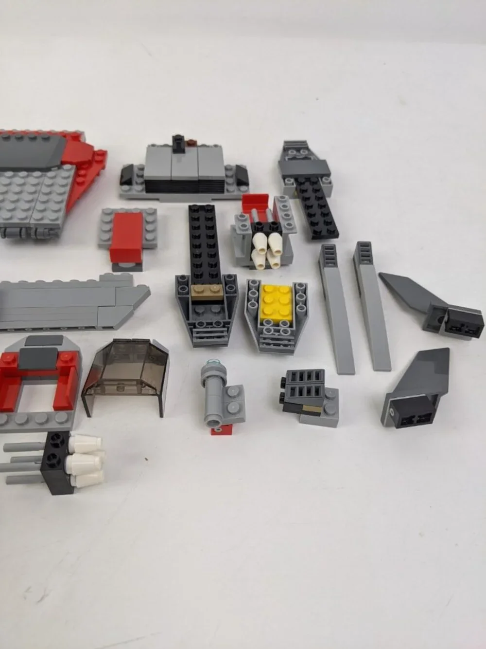 LEGO 76127 Captain Marvel & Skrull Attack w/ Manual NO CAT